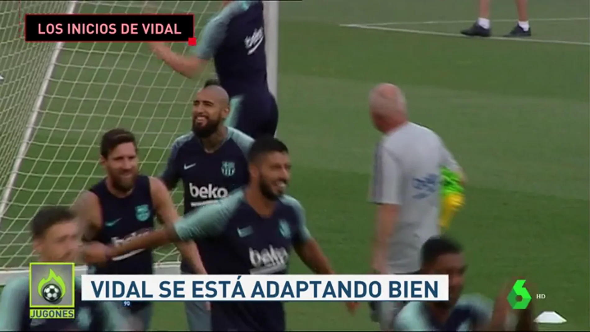Arturo Vidal muy adaptado al grupo en su primer entrenamiento con el Barcelona