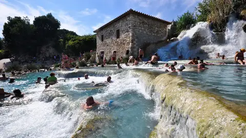 Saturnia Saturnia