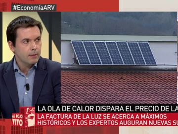 Juan Ramón Rallo: "El Gobierno no hace nada porque la Unión Europea es la primera interesada en que suba el precio de la luz" Juan Ramón Rallo: "El Gobierno no hace nada porque la Unión Europea es la primera interesada en que suba el precio de la luz"