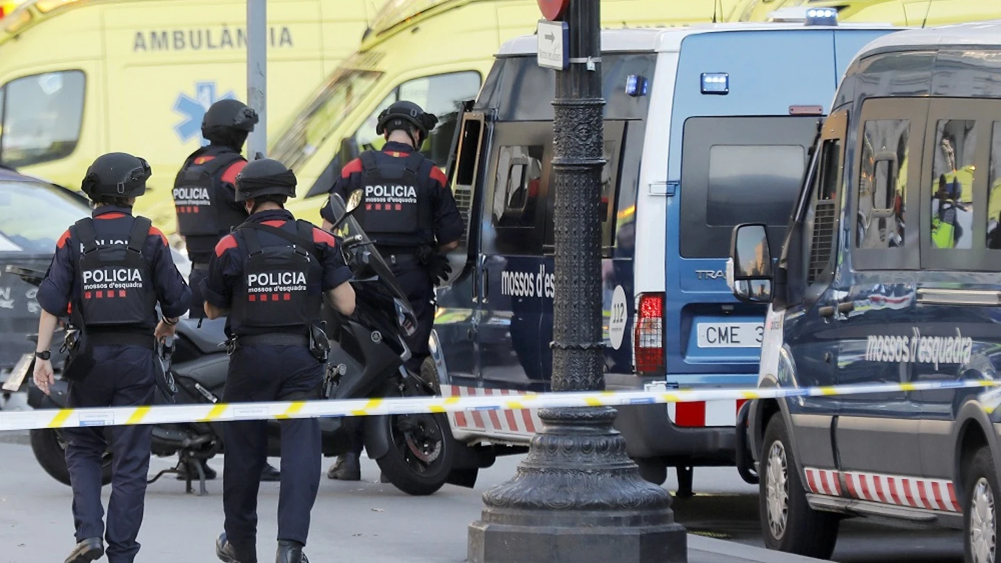 Efectivos policiales en las Ramblas de Barcelona tras el atentado (Archivo) Efectivos policiales en las Ramblas de Barcelona tras el atentado (Archivo)
