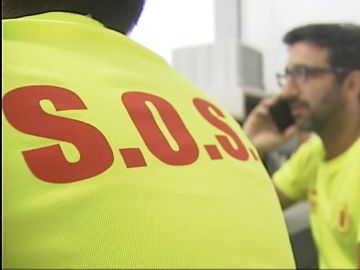 Socorristas de Pontevedra piden mayor dotación de desfibriladores en las playas Socorristas de Pontevedra piden mayor dotación de desfibriladores en las playas