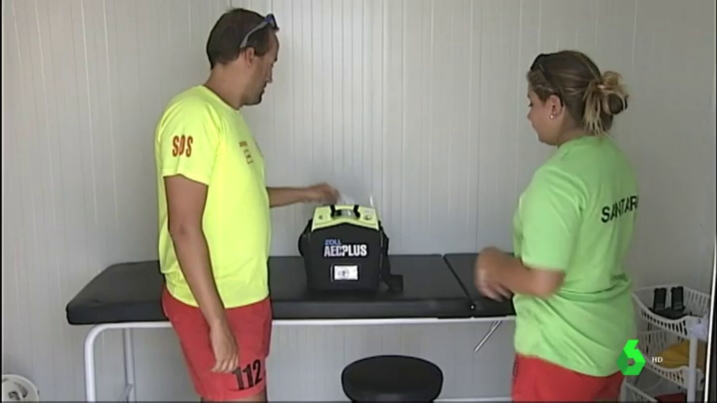 Socorristas de Pontevedra piden mayor dotaci&oacute;n de desfibriladores en las playas