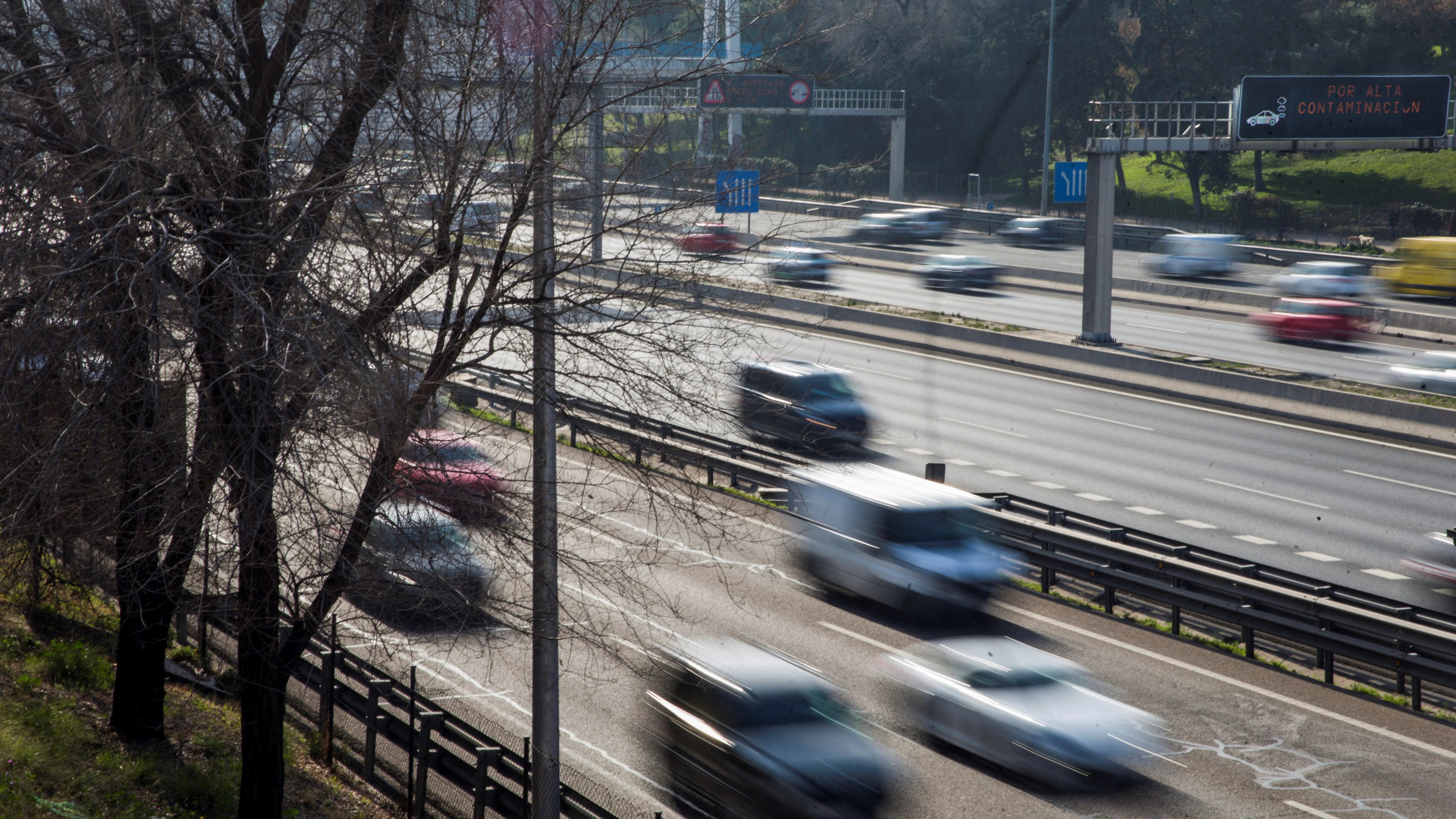 Vista de una de las vías de acceso a la M-30 de Madrid.