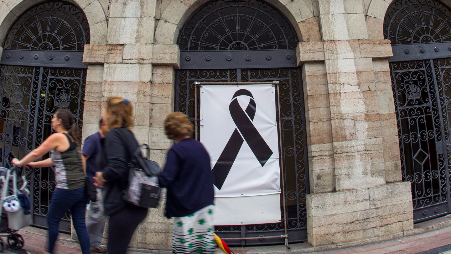 Luto en el Ayuntamiento de Llanes