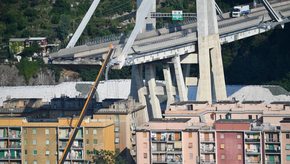 Vista general del puente Morandi en Génova
