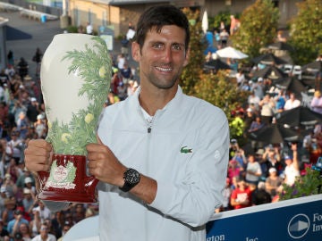 Djokovic tras ganar un Masters 1000 Djokovic tras ganar un Masters 1000