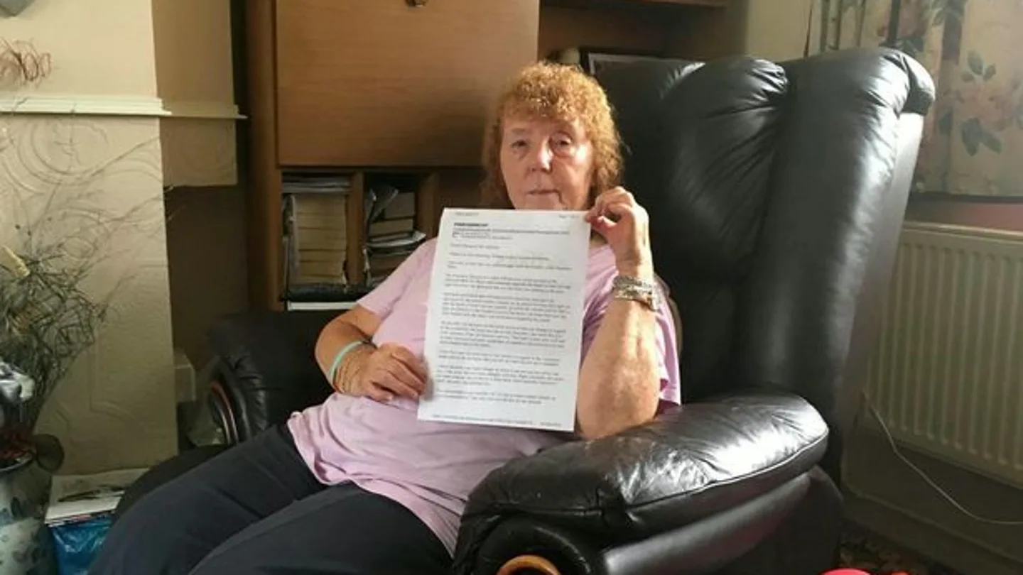 Freda, la turista británica con su queja por las vacaciones en Benidorm Freda, la turista británica con su queja por las vacaciones en Benidorm