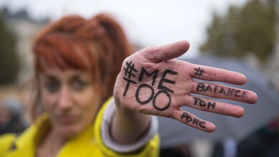 En 2006, Burke lanzó esa iniciativa como parte de la organización Just Be Inc En 2006, Burke lanzó esa iniciativa como parte de la organización Just Be Inc