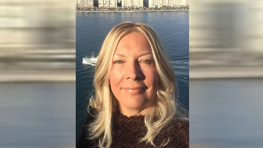 Turista rescatada tras pasar diez horas en alta mar Turista rescatada tras pasar diez horas en alta mar