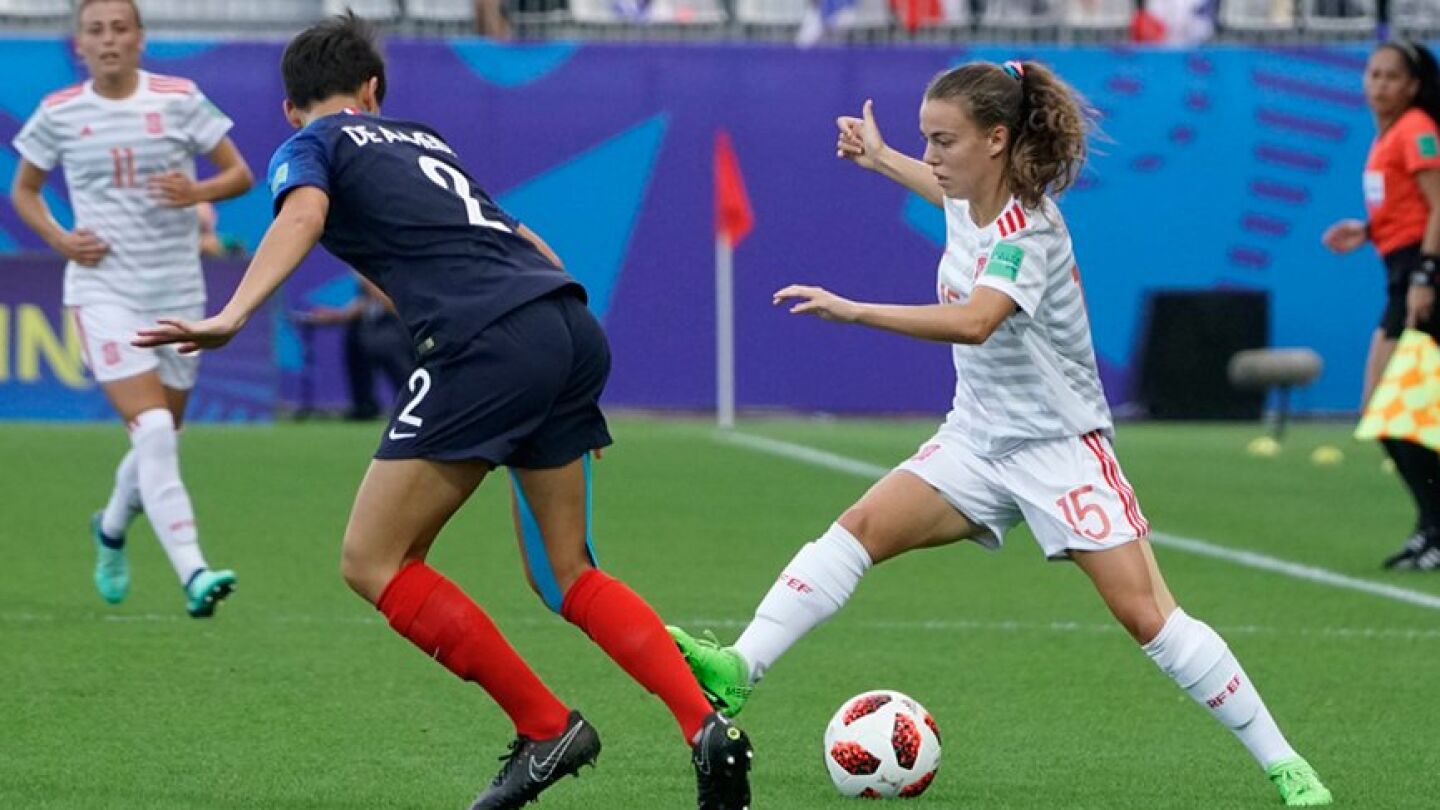 Momento del partido entre Espa&ntilde;a y Francia en el Mundial sub-20