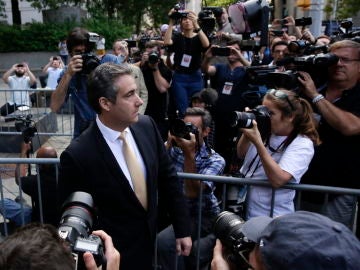Trump sues his former lawyer Michael Cohen for “damaging his reputation” and demands 500 million dollars