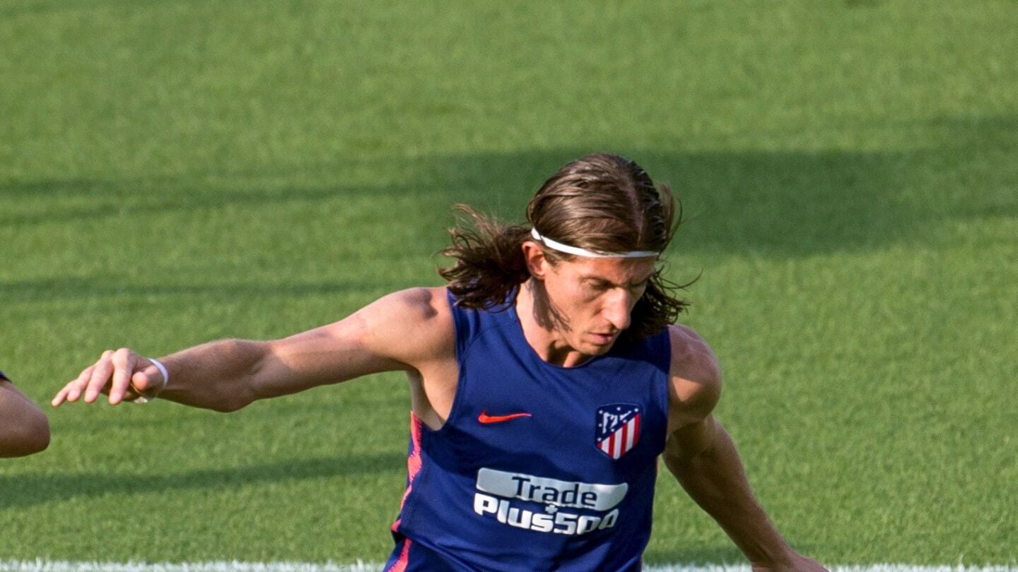 Filipe Luis durante un entrenamiento