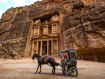 Petra Petra