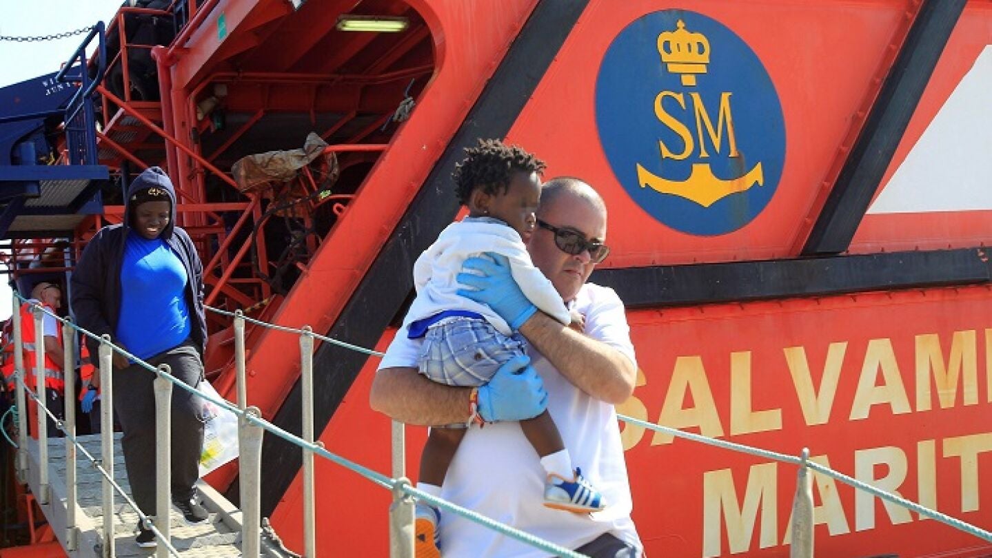 Migrantes llegando a la localidad gaditana de San Roque