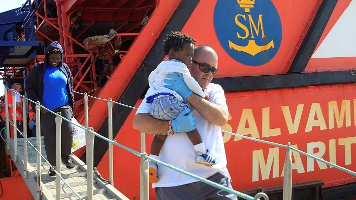 Migrantes llegando a la localidad gaditana de San Roque