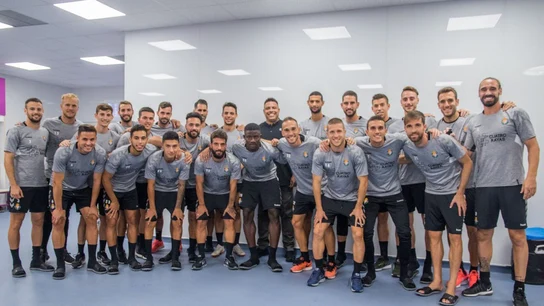Ronaldo, con la plantilla del Valladolid Ronaldo, con la plantilla del Valladolid