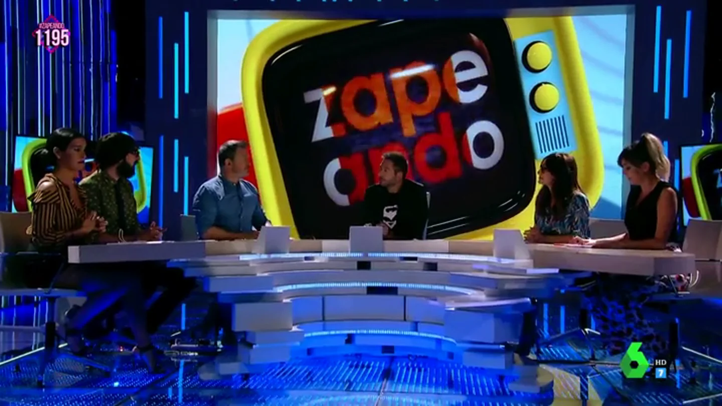 Zapeando arranca a oscuras debido a la subida del precio de la luz: "A mi con esta penumbra me entra una modorra..." Zapeando arranca a oscuras debido a la subida del precio de la luz: "A mi con esta penumbra me entra una modorra..."