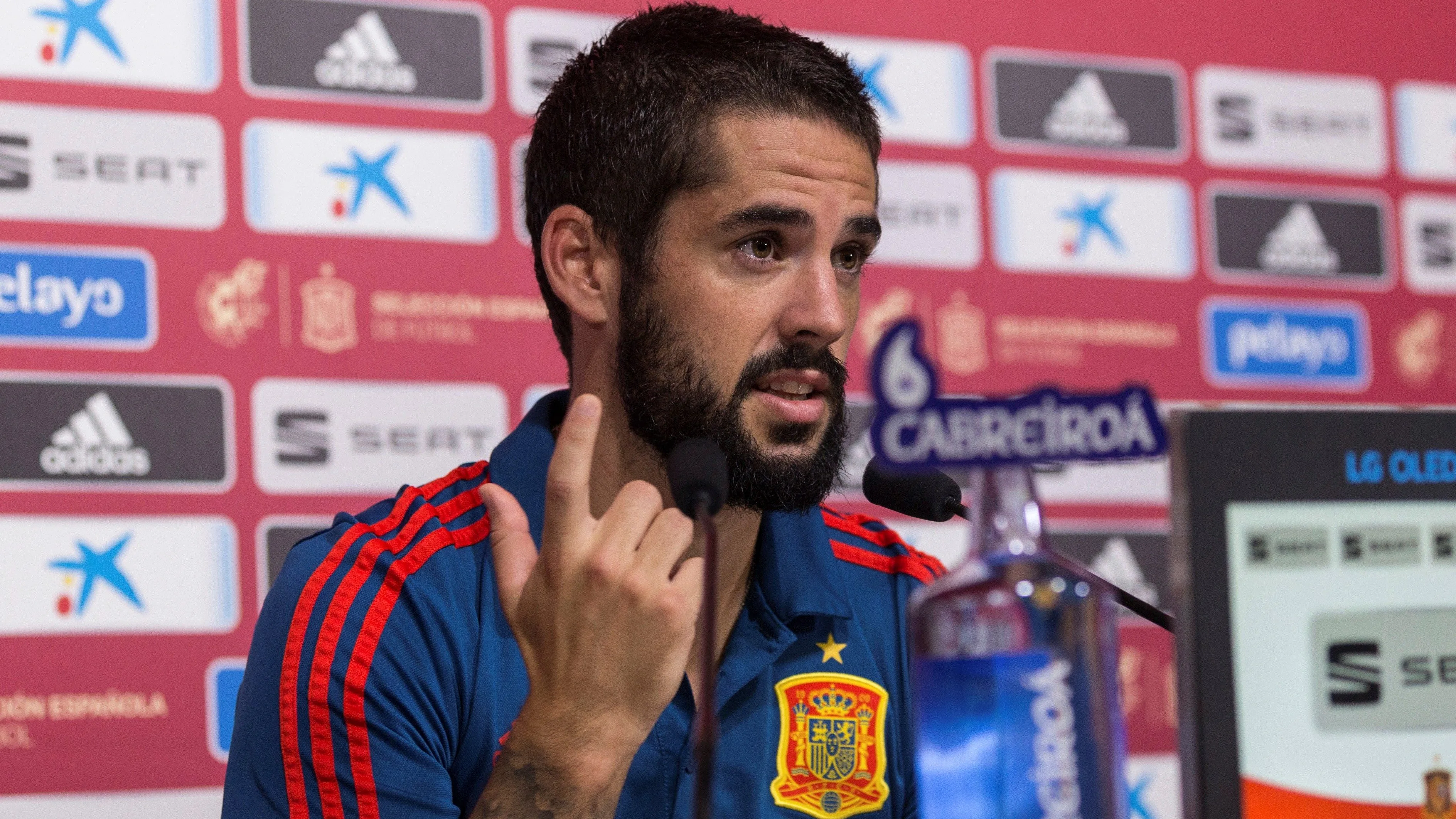 Isco, durante la rueda de prensa