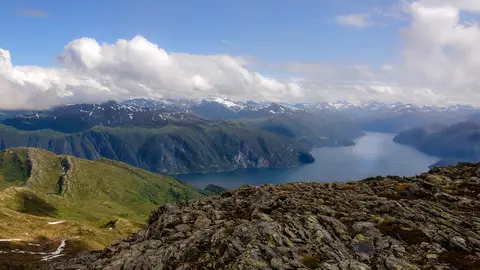 Fiordos ¿Es mejor visitar los países nórdicos en verano o en invierno?