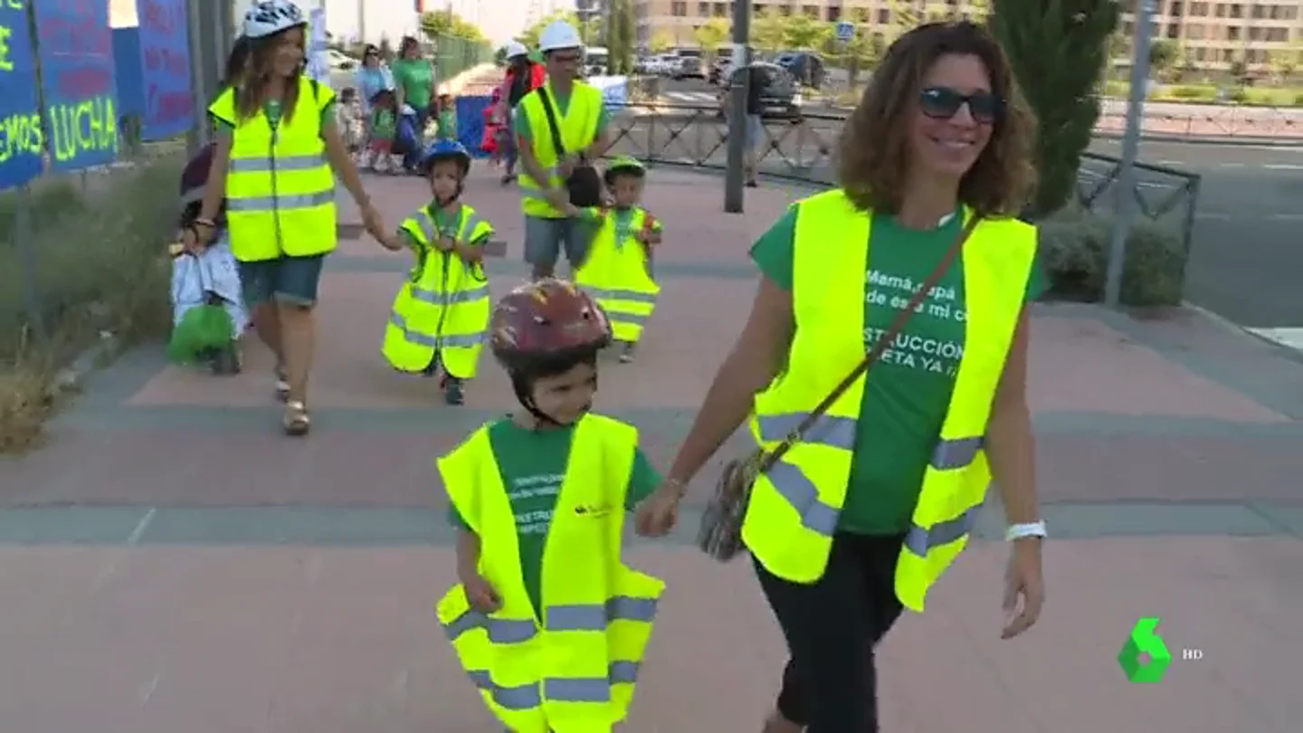 Vuelta al cole con chaleco reflectante por las obras Vuelta al cole con chaleco reflectante por las obras