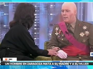 Carlos Latre parodia a Franco delante de Carmen Martínez-Bordiú Carlos Latre parodia a Franco delante de Carmen Martínez-Bordiú