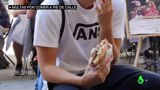 Multas por comer en la calle en Florencia Multas por comer en la calle en Florencia