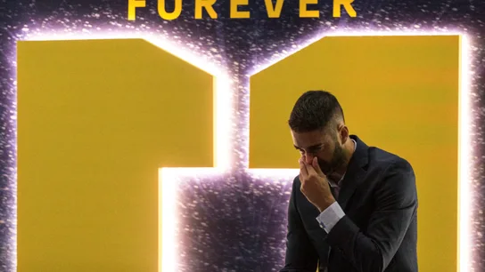 Juan Carlos Navarro, emocionado en su despedida con el Barcelona Juan Carlos Navarro, emocionado en su despedida con el Barcelona