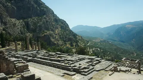 Delfos, Grecia Los 5 yacimientos arqueológicos más sorprendentes de Europa