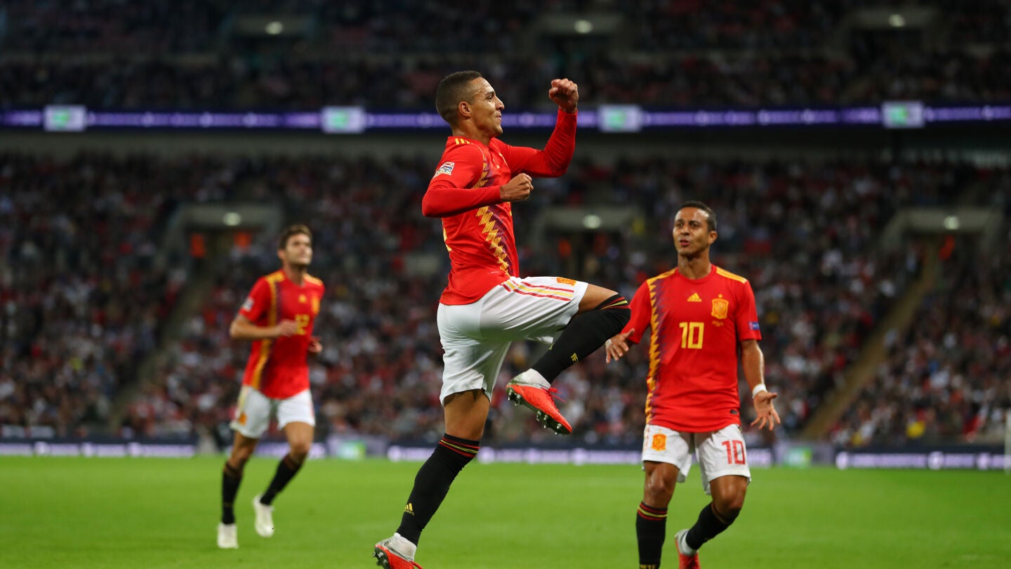 Rodrigo celebra su gol con la selecci&oacute;n espa&ntilde;ola
