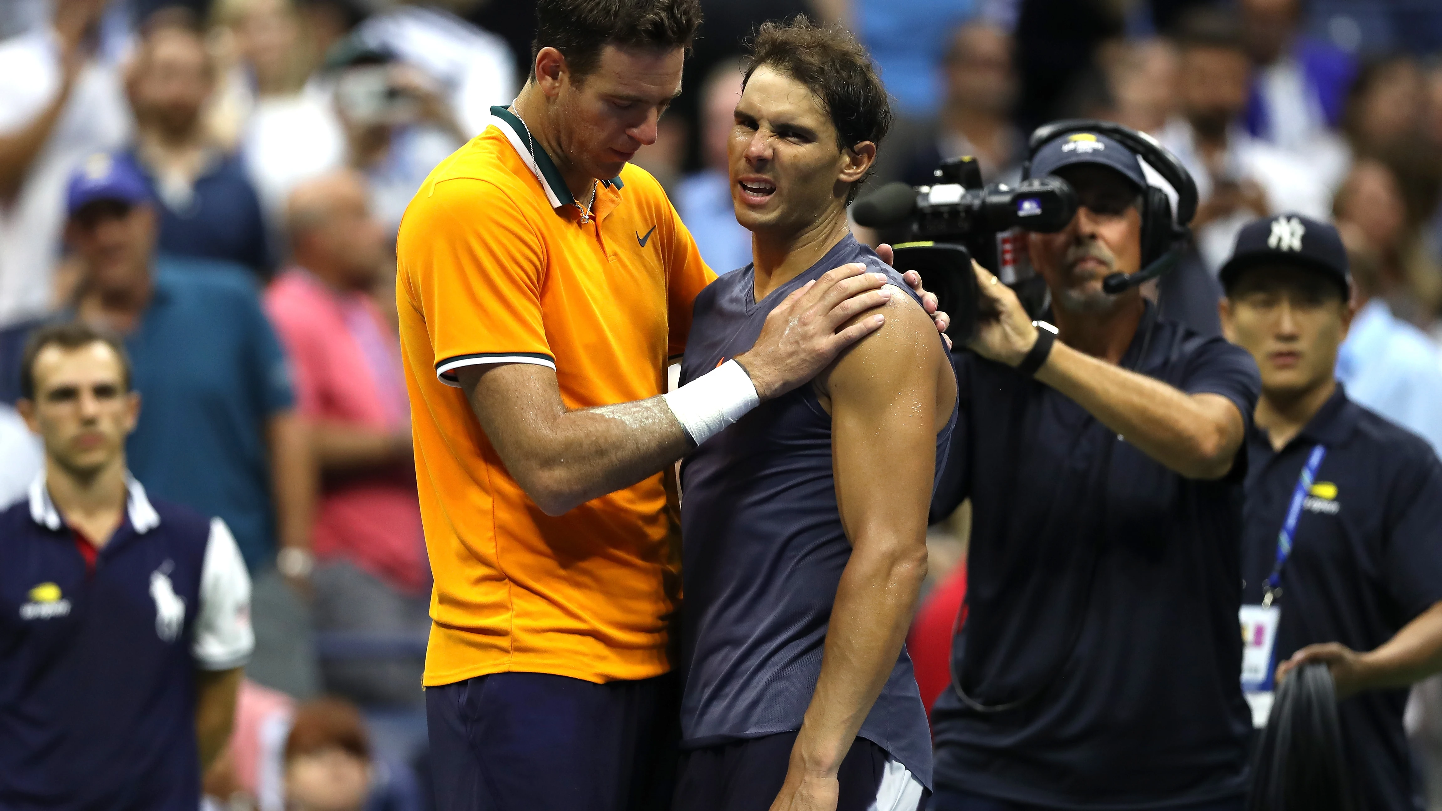 Nadal explica la lesión de su rodilla a Del Potro