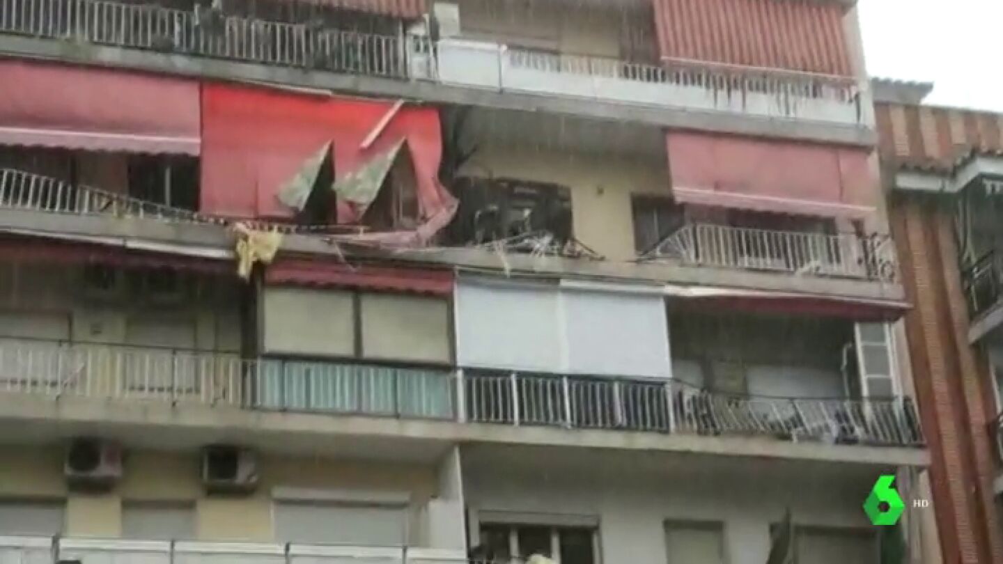 Barandillas de hierros arrancadas por la lluvia en Granollers 