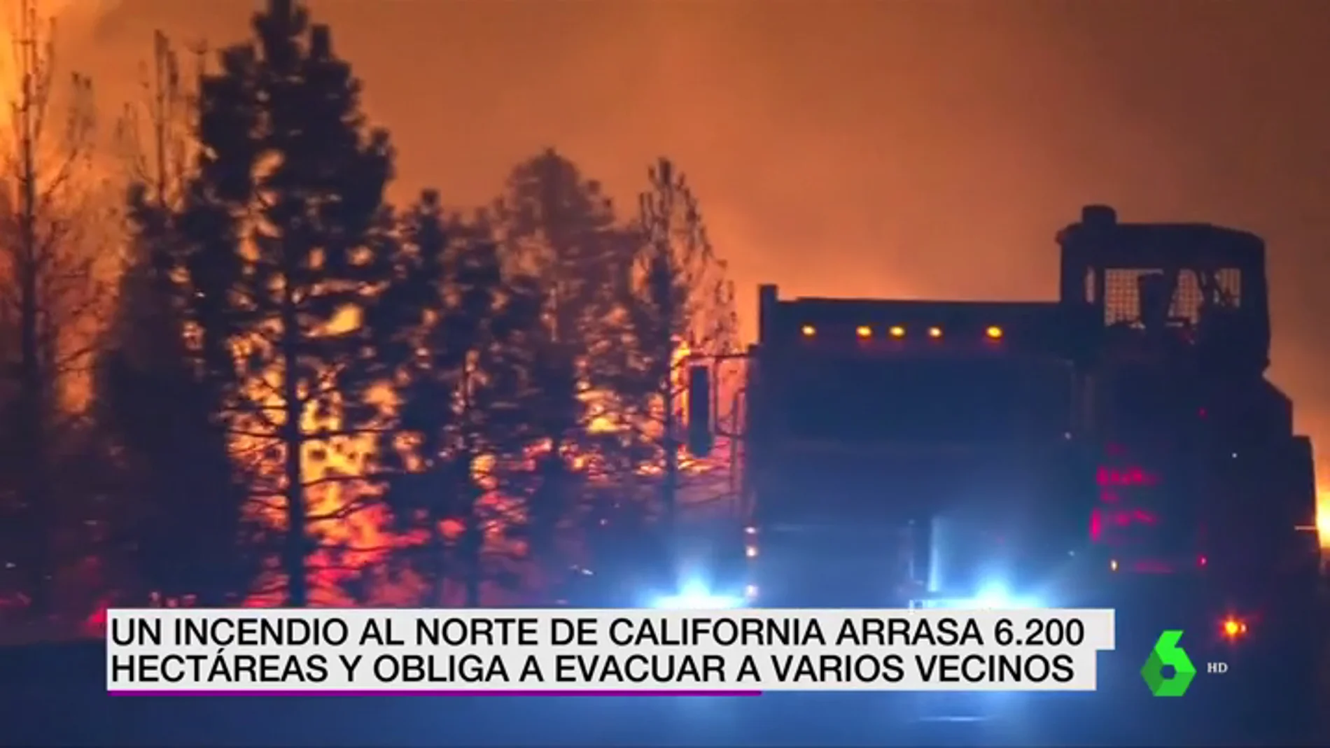 BORRADOR Un incendio al norte de California arrasa 6200 hectáreas y obliga a evacuar a varios vecinos
