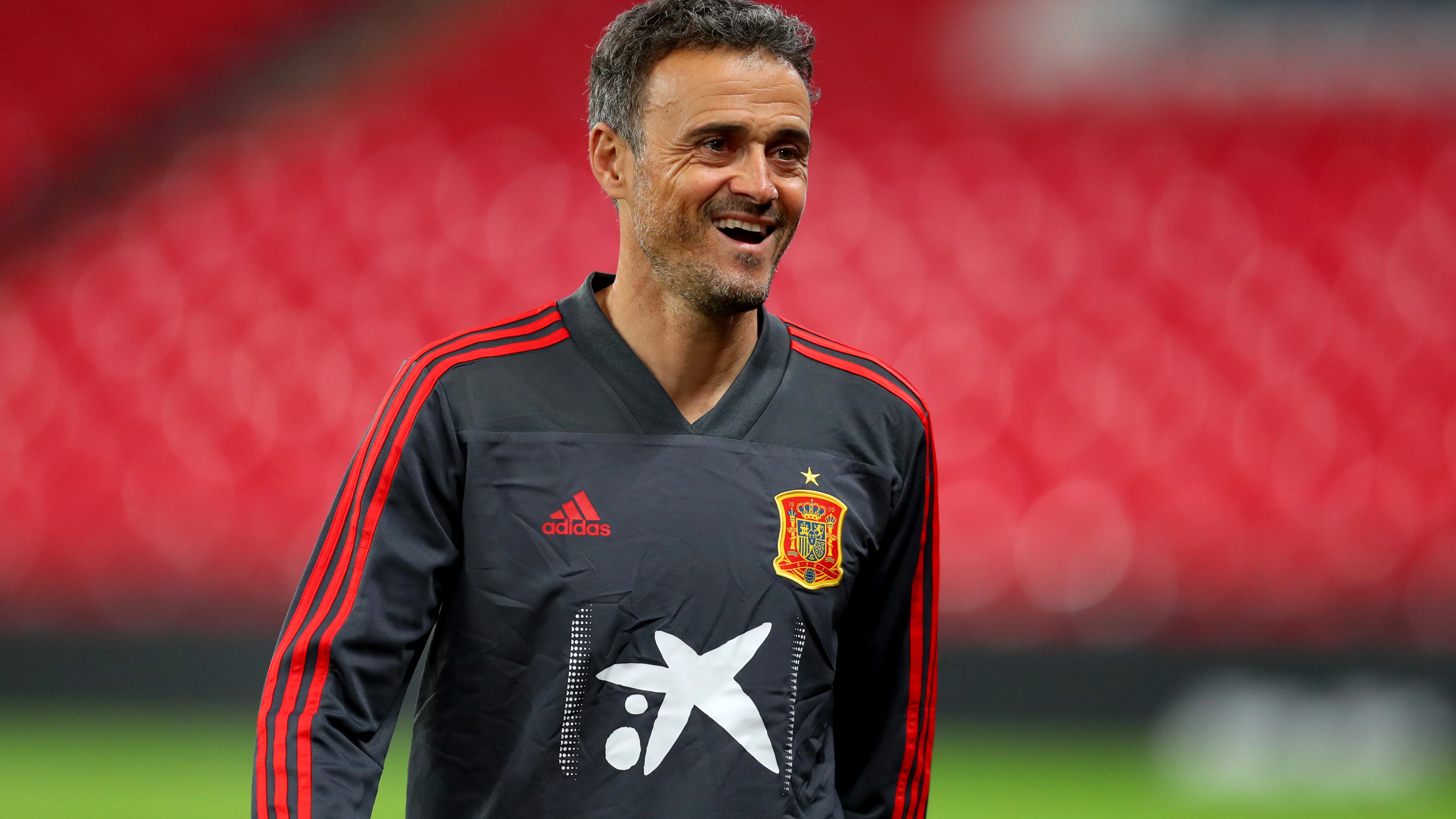 Luis Enrique, sonriente en un entrenamiento con la Selección