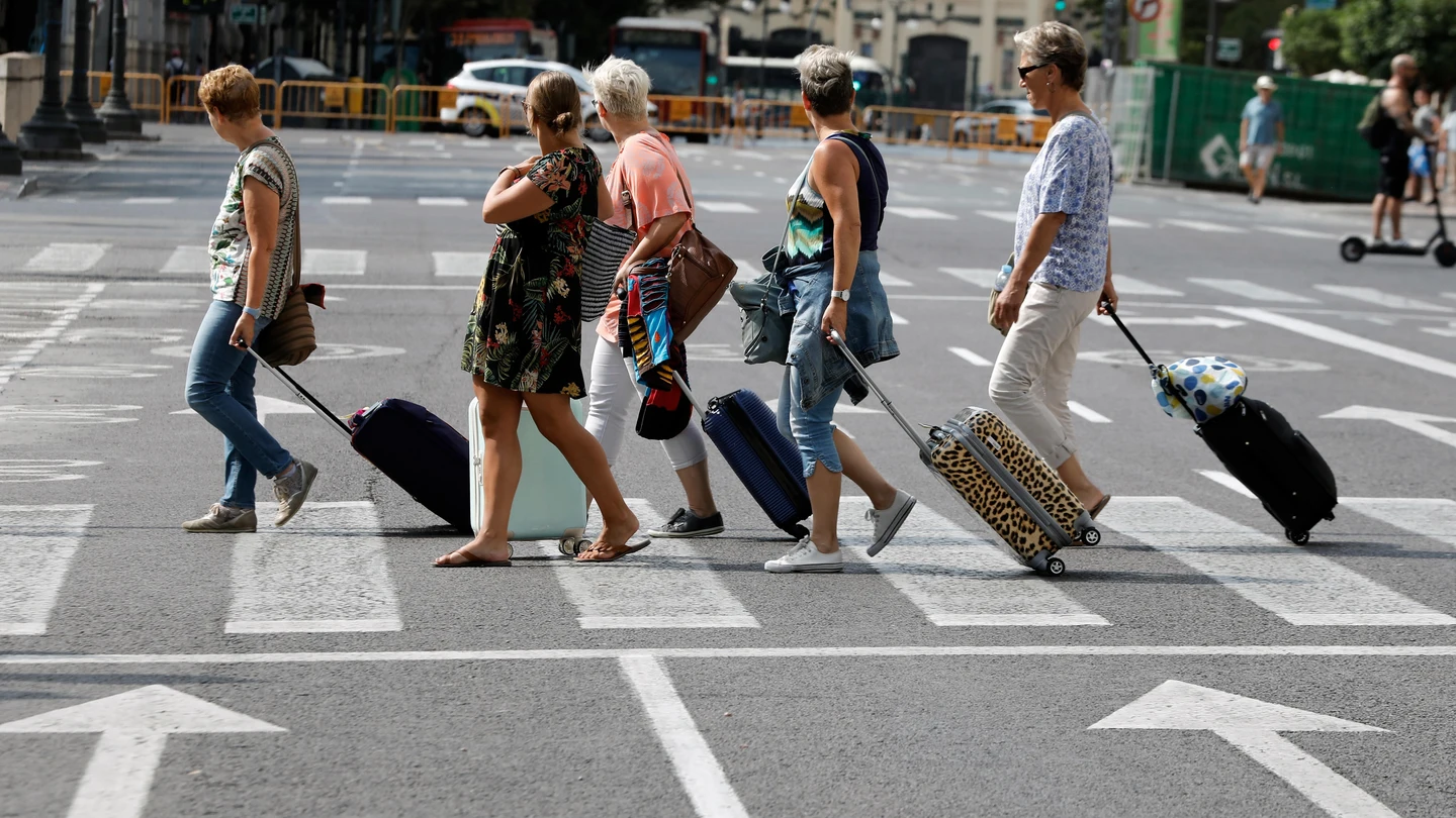 Exteriores prepara un vuelo para que los españoles atrapados en Malta por las restricciones puedan regresar Exteriores prepara un vuelo para que los españoles atrapados en Malta por las restricciones puedan regresar