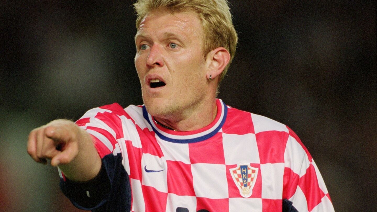 Prosinecki, durante un partido con la selecci&oacute;n croata
