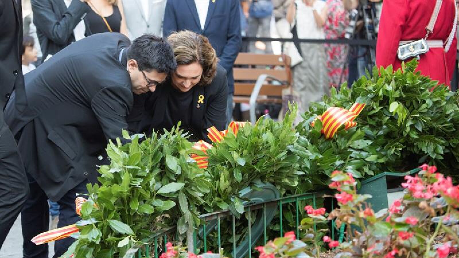 La alcaldesa de Barcelona, Ada Colau y el teniente de alcalde Gerardo Pisarello
