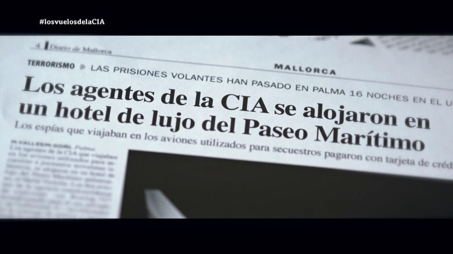 Mamen Mendiz&aacute;bal habla con dos de los periodistas que desvelaron los vuelos secretos de la CIA