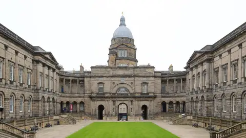 Universidad de Edimburgo, Escocia Seis países europeos donde la universidad es gratuita