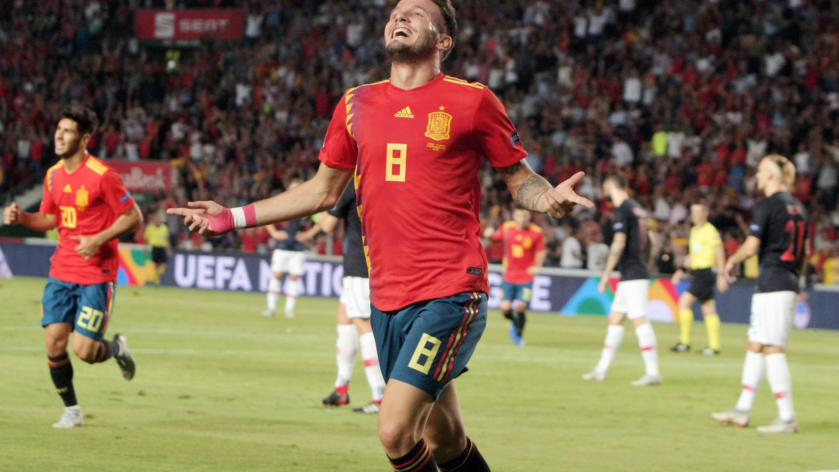 Saúl celebra su gol contra Croacia