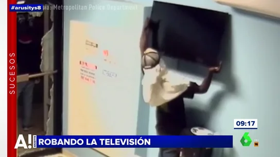 Intento de robo de una televisión en EEUU Intento de robo de una televisión en EEUU
