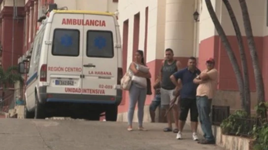 Imagen de archivo de una ambulancia en La Habana Imagen de archivo de una ambulancia en La Habana