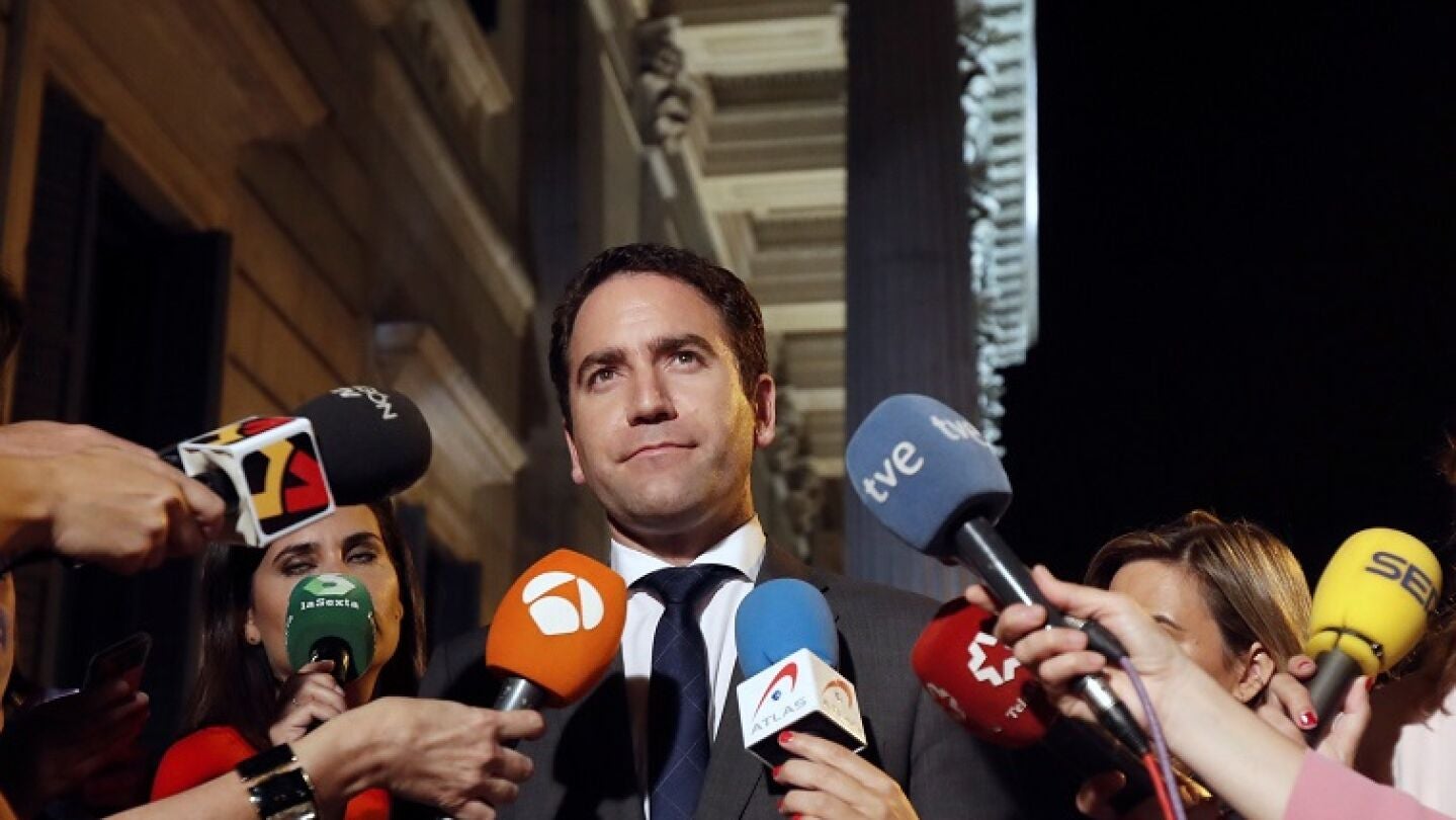 Teodoro Garc&iacute;a Egea ante los medios de comunicaci&oacute;n