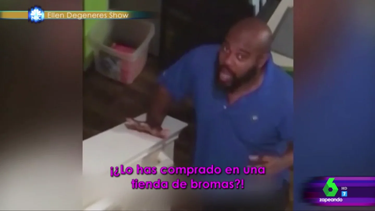 La divertida reacción de un hombre al enterarse de que va a ser padre La divertida reacción de un hombre al enterarse de que va a ser padre