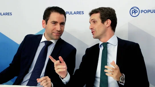 El secretario general del PP, Teodoro García Egea, junto al presidente del PP, Pablo Casado. Teodoro García Egea.