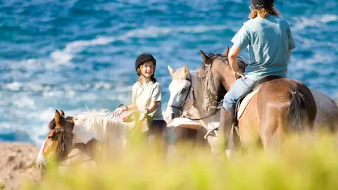 Camí de Cavalls Itinerarios para descubrir Menorca…a caballo