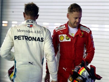 Hamilton y Vettel, en el trazado de Marina Bay Hamilton y Vettel, en el trazado de Marina Bay