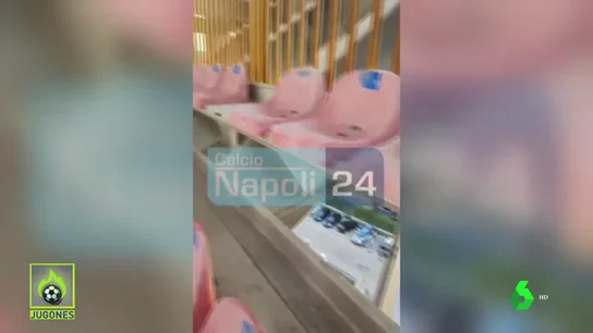 La imagen del estadio del Nápoles que se ha hecho viral: una parte de la grada, suspendida en el vacío La imagen del estadio del Nápoles que se ha hecho viral: una parte de la grada, suspendida en el vacío