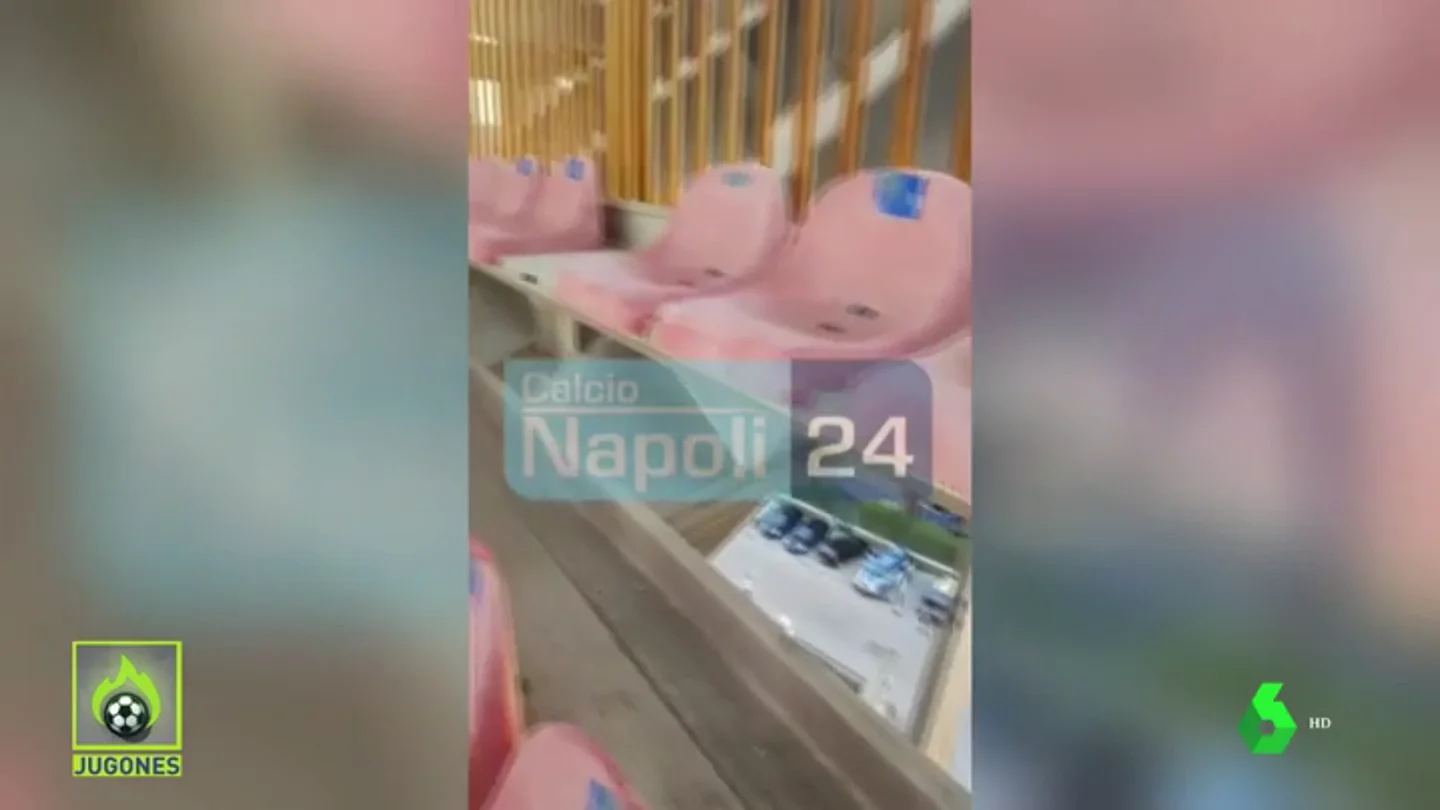La imagen del estadio del Nápoles que se ha hecho viral: una parte de la grada, suspendida en el vacío La imagen del estadio del Nápoles que se ha hecho viral: una parte de la grada, suspendida en el vacío
