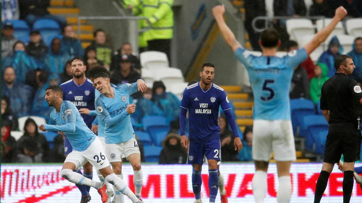 Riyad Mahrez celebra un gol ante el Cardiff Riyad Mahrez celebra un gol ante el Cardiff