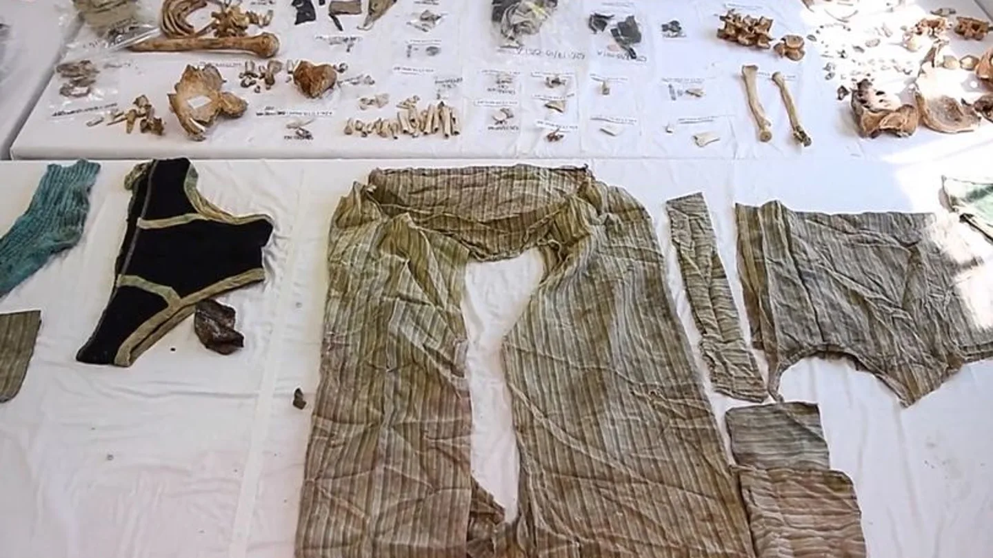 La ropa encontrada junto al cadáver de Ahmet Hergune La ropa encontrada junto al cadáver de Ahmet Hergune